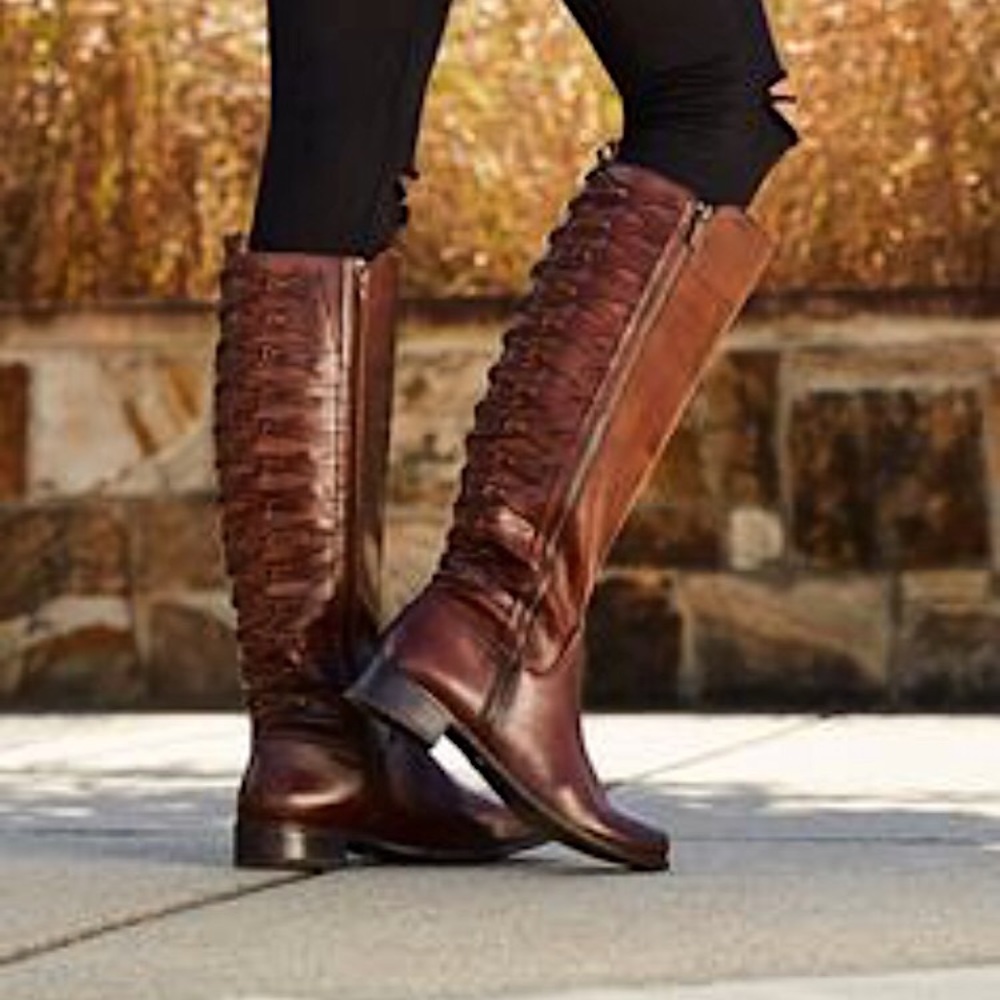 BRAND NEW/NEVER WORN Gianni Bini Picard Boots‼️